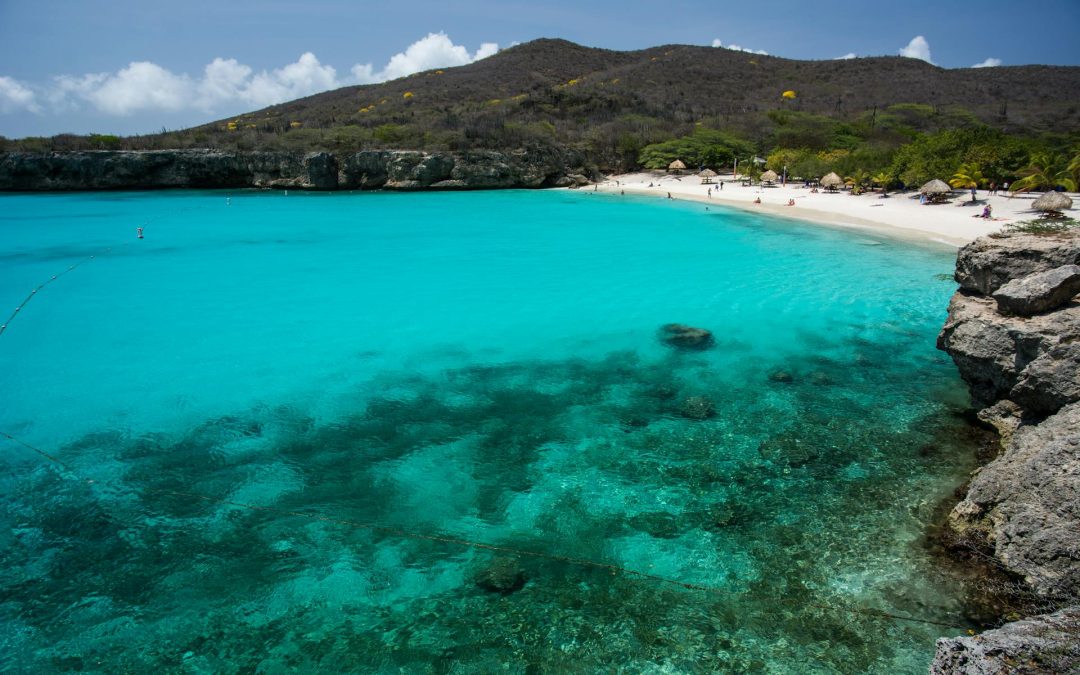 Playa Kenepa Chikitu (Klein Knip)